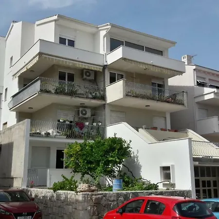 Grey Loft Penthouse شقة