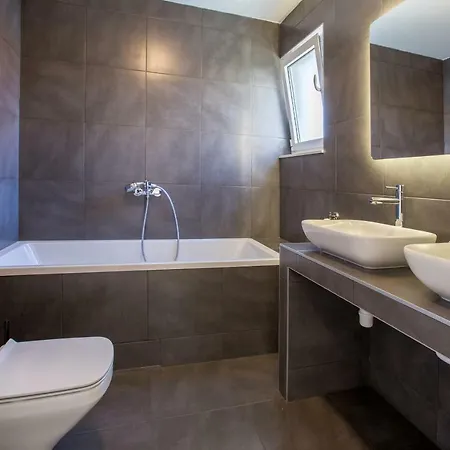 Grey Loft Penthouse * سبليت