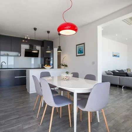 شقة Grey Loft Penthouse سبليت